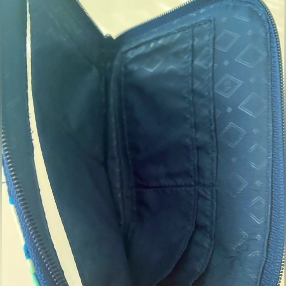 NWOT Vera Bradley RFID Tech Wristlet Wallet Blue Island with Clear Phone Section - Picture 4 of 6